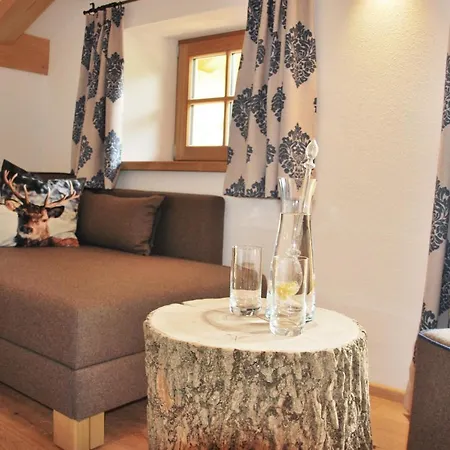 ベッド・アンド・ブレックファスト S'quartier Am 3*