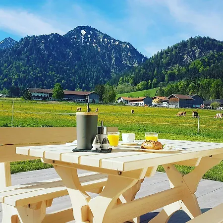 ベッド・アンド・ブレックファスト S'quartier Am 3*